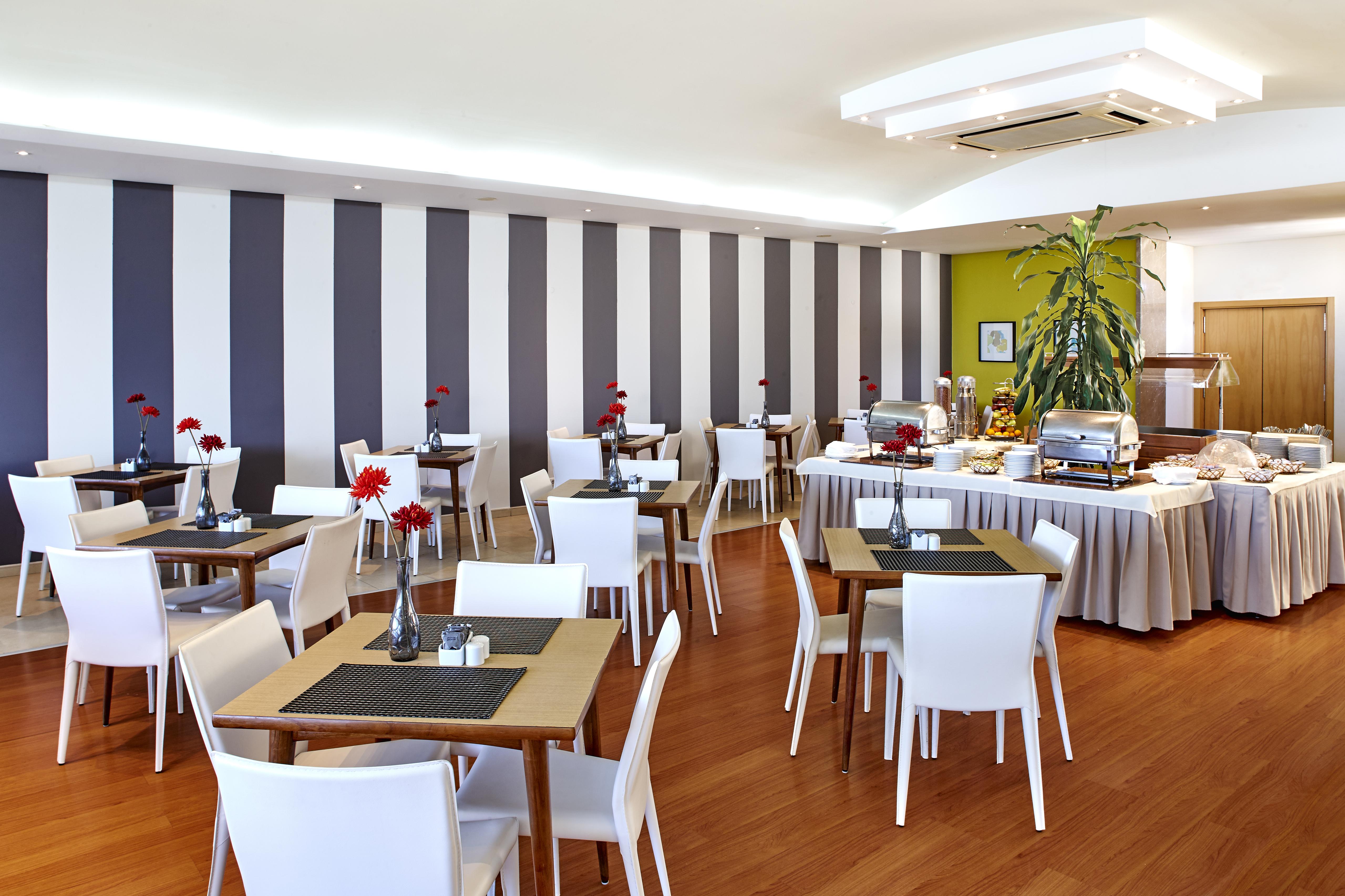 Luna Esperanca Centro Hotel سيتوبال المظهر الخارجي الصورة