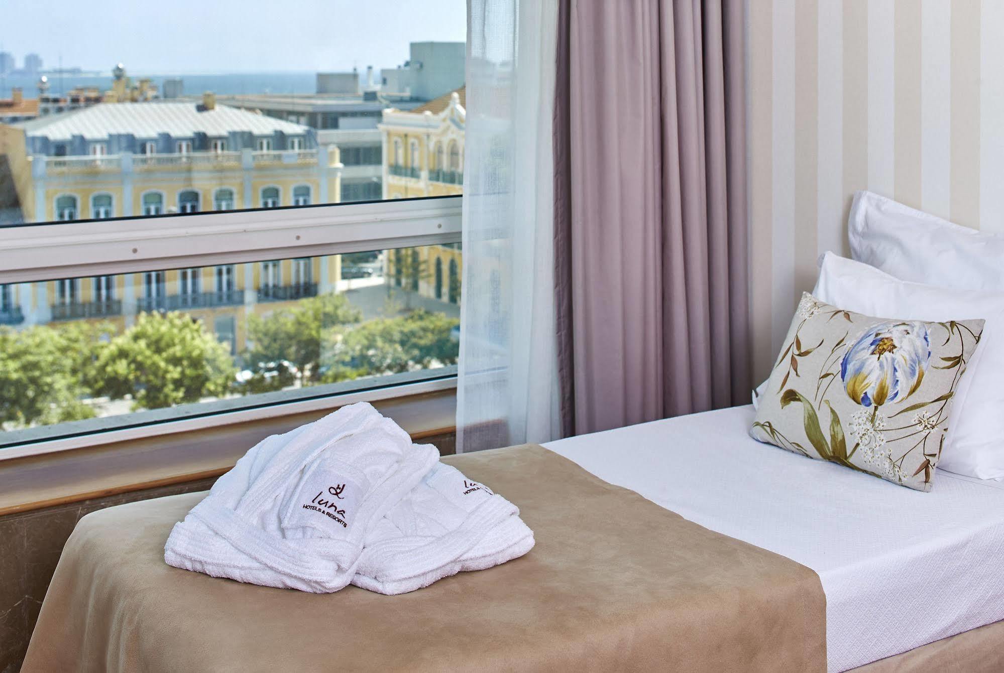 Luna Esperanca Centro Hotel سيتوبال المظهر الخارجي الصورة